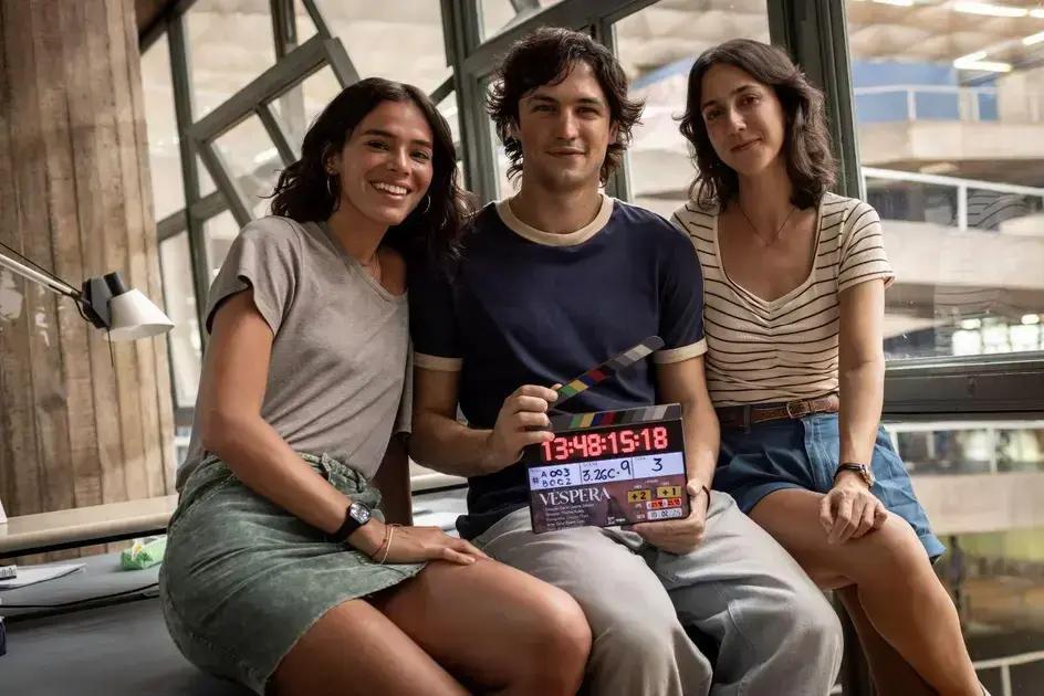 Véspera: Max Inicia Gravações da Nova Série Nacional